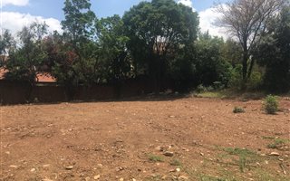 520 m² Land available in Olympus AH