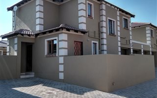 3 Bedroom Duplex in The Reeds
