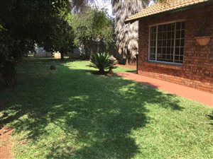 2 Bedroom Townhouse in Lyttelton