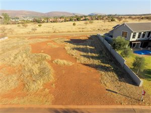 965 m² Land available in The Coves
