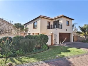 3 Bed Townhouse in Midstream Estate
