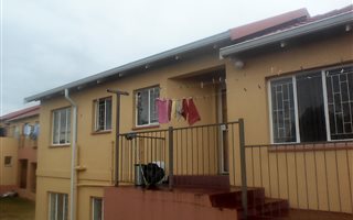2 Bedroom Apartment in Grobler Park