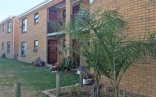 2 Bedroom Apartment in Kleinbron Estate