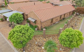 3 Bedroom House in Jansen Park