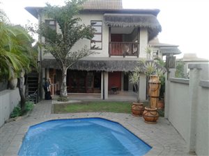 4 Bed Townhouse in Shelly Beach
