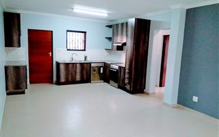 3 Bedroom Apartment in Summerset