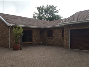 4 Bed House in George East