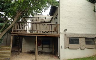 3 Bedroom House in Kensington