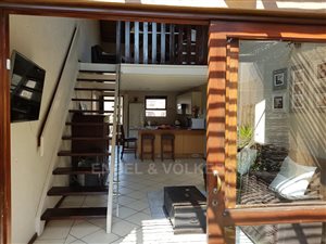 2 Bed Apartment in Pineslopes