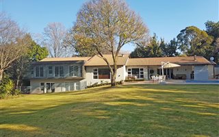 4 Bedroom House in Victory Park