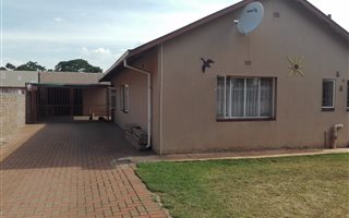 3 Bedroom House in East Lynne