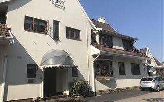 665 m² Commercial space in Kloof