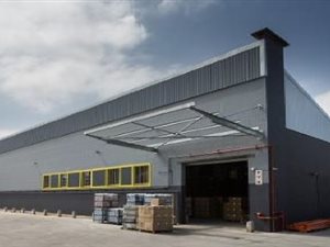 1548 m² Commercial space in New Germany