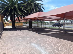 1070 m² Commercial space in Bardene