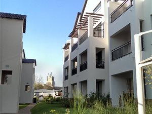 2 Bed Apartment in Dainfern