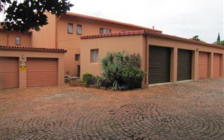 3 Bedroom Duplex in Garsfontein