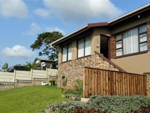 3 Bed House in Illovo Beach