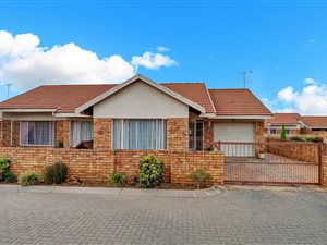 3 Bed Townhouse in Selcourt