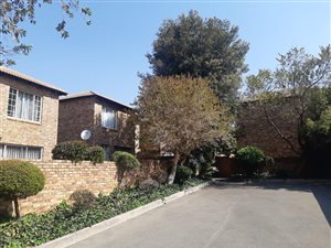 2 Bed Townhouse in Bromhof