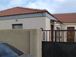 3 Bedroom House in Bram Fisherville