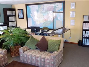 112 m² Office Space in Diaz Beach