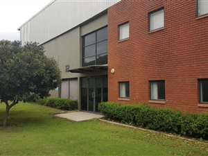 1400 m² Commercial space in Newlands West