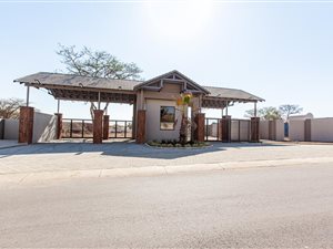 2.2 ha Land available in Equestria