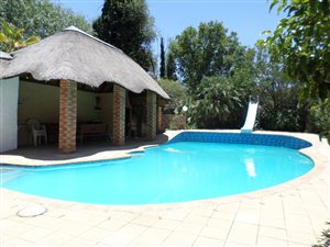 4 Bed House in Albemarle