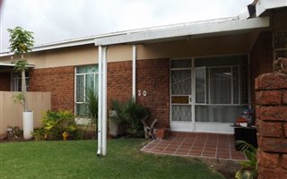 2 Bedroom Apartment in Hermanstad