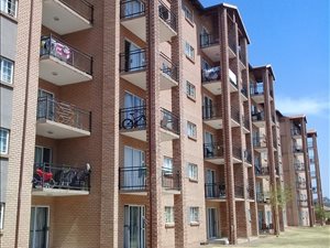 3 Bed Apartment in Wonderboom
