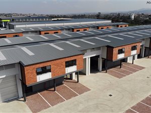 180 m² Industrial space in Cornubia