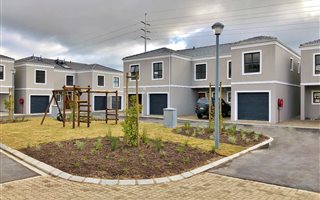 3 Bedroom Townhouse in Parklands North
