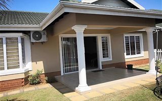 3 Bedroom Townhouse in Mt Edgecombe