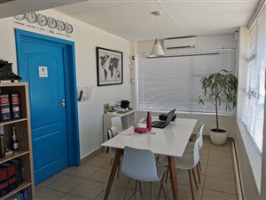 110 m² Commercial space in Die Bult