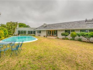 4 Bedroom House in Sunridge Park