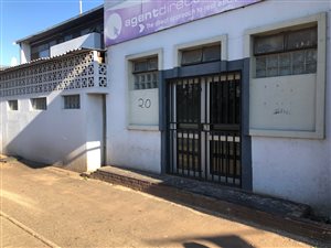 220 m² Commercial space in Witpoortjie