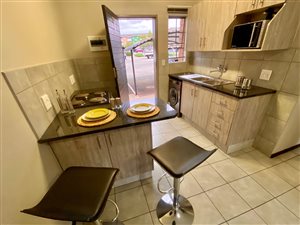 2 Bed Apartment in Halfway House