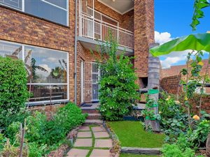 3 Bed Townhouse in Petersfield