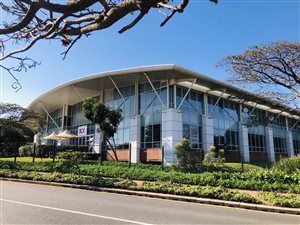 2541 m² Commercial space in Somerset Park