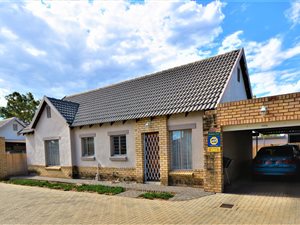 3 Bed Townhouse in Willow Park Manor
