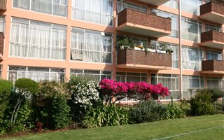 2 Bedroom Apartment in Kew