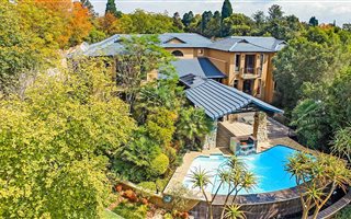 5 Bedroom House in Bryanston