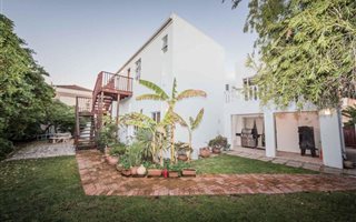 4 Bedroom House in Sunset Beach