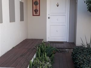 4 Bed House in Darrenwood