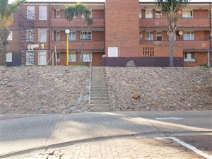 2 Bed Apartment in Laudium