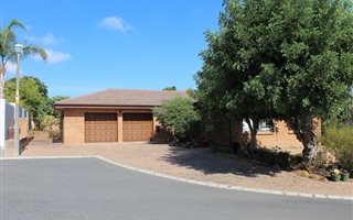 3 Bedroom House in Nerina