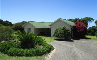 4 Bedroom House in West Bank
