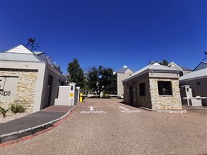 1 Bed Apartment in Silver Oaks