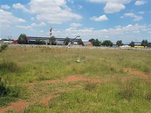 3.8 ha Land available in Alrode