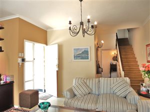 6 Bed House in Berea